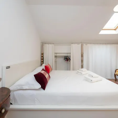 Charming Navigli By I-host Apartment *