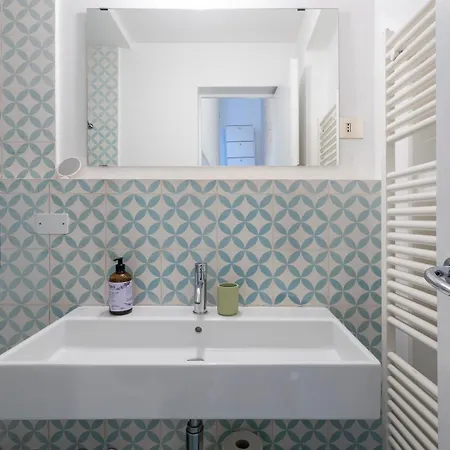 Apartment Charming Navigli By I-host *